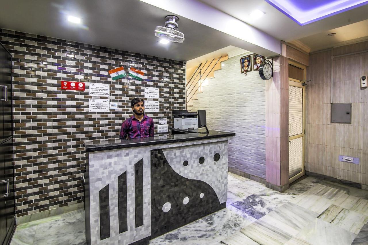 Hotel Oyo 8888 Riga Hs Deluxe à Agra  Extérieur photo